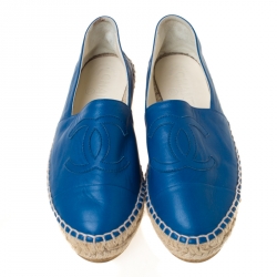Pre Owned Chanel Blue Leather CC Espadrilles Size 36