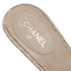Pre Owned Chanel Gold Leather Pearl CC Slides Size 38.5