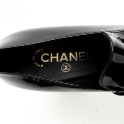 مملوكة مسبقًا Chanel Black Patent Moccasin Loafer Pumps Size 41
