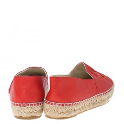 Pre Owned Chanel Red Leather CC Cap Toe Loafers Size 35 