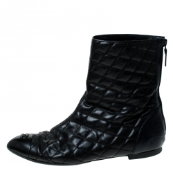Pre Owned Chanel Black Quilted Leather CC Cap Toe Ankle Boots Size 40