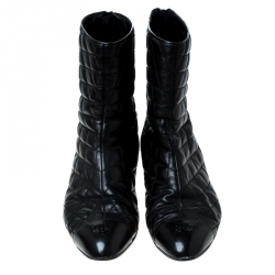 Pre Owned Chanel Black Quilted Leather CC Cap Toe Ankle Boots Size 40