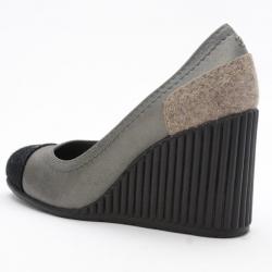 Pre Owned Chanel Cap Toe Wedge Pumps Size 37