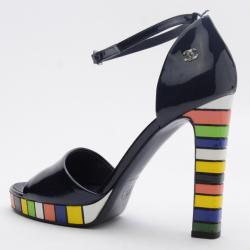 مملوكة مسبقًا Chanel Teal Pearlized Patent Calf Sandals With Multicolor Laquered Platform Heels Size 37