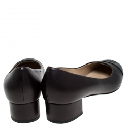 Pre Owned Chanel Brown/Black Leather CC Cap Toe Pumps Size 40