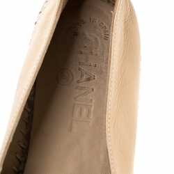 Pre Owned Chanel Beige/Black Leather CC Espadrilles Size 36