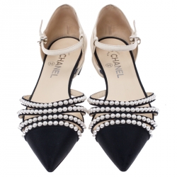  Chanel Black/Beige Canvas and Leather Faux Pearl Paris Rome Flat Sandals Size 39