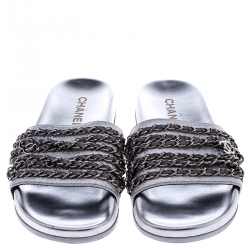 Pre Owned Chanel Metallic Silver Glitter Finish Leather Tropiconic Chain Detail Slide Sandals Size 38