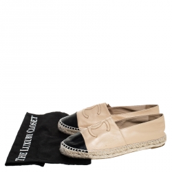 Pre Owned Chanel Beige/Black Leather CC Espadrilles Size 40