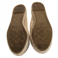 Pre Owned Chanel Beige/Black Leather CC Espadrilles Size 40