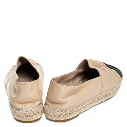 Pre Owned Chanel Beige/Black Leather CC Espadrilles Size 40