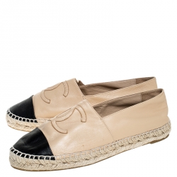 Pre Owned Chanel Beige/Black Leather CC Espadrilles Size 40