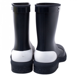 Chanel Navy Blue/White Rubber CC Ankle Length Boots Size 38