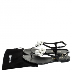 Chanel Black/White Leather CC Camellia Flat Thong Sandals Size 38