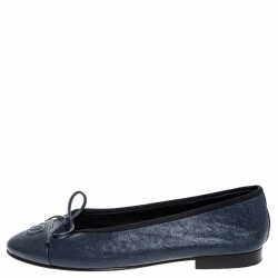 Pre Owned Chanel Navy Blue Leather Bow CC Cap Toe Flats Size 38