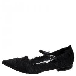 مملوكة مسبقًا Chanel Black Lace Pointed Toe Ballet Flats Size 38.5