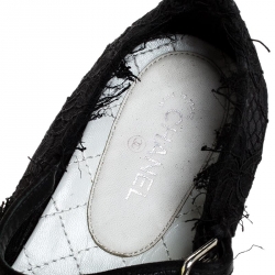 مملوكة مسبقًا Chanel Black Lace Pointed Toe Ballet Flats Size 38.5