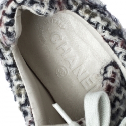 Pre Owned حذاء رياضي شانيل منخفض من أعلى قماش تويد و جلد مقاس 38