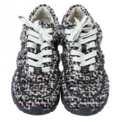 Pre Owned حذاء رياضي شانيل منخفض من أعلى قماش تويد و جلد مقاس 38