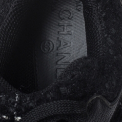 مملوكة مسبقًا حذاء رياضي شانيل رباط علوي تويد و جلد أسود مقاس 39