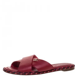 مملوكة مسبقًا حذاء سلايد شانيل فلات CC متعاكس حافة مضفرة جلد أحمر مقاس 38