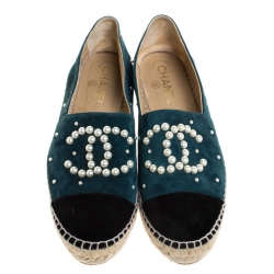 مملوكة مسبقًا Chanel Green/Black Suede Leather Pearl Embellished Espadrille Flats Size 40