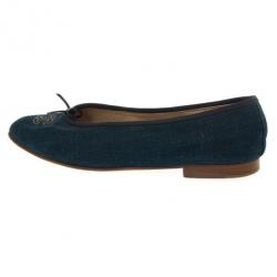مملوكة مسبقًا Chanel Blue Denim 'CC' Bow Denim Ballet Flats Size 39.5