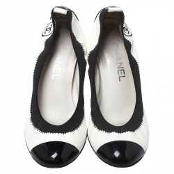 Pre Owned حذاء كعب عالي شانيل غطء مقدمة مجعد CC جلد لامع مونوكروم مقاس 37.5