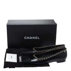 Pre Owned حذاء باليرينا فلات شانيل مزخرف سلسلة مقدمة مدببة جلد و قماس غروسغراين أسود مقاس 39