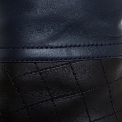 مملوكة مسبقًا Chanel Navy Blue/Black Quilted Leather Knee Length Boots Size 39.5