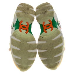 مملوكة مسبقًا Chanel Multicolor Tweed Fabric And Holographic Leather CC Lace Up Sneakers Size 36.5