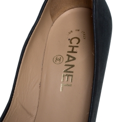 مملوكة مسبقًا Chanel Brown/Blue Nubuck Leather Cap Toe Pumps Size 38.5