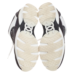 Pre Owned حذاء رياضي شانيل شعار CC كانفاس مونوكرومي وسويدي بأربطة مقاس 38