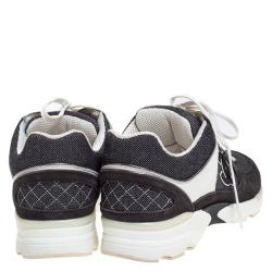 Pre Owned حذاء رياضي شانيل شعار CC كانفاس مونوكرومي وسويدي بأربطة مقاس 38