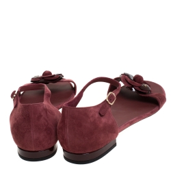 مملوكة مسبقًا Chanel Burgundy Suede CC Camellia Ankle Strap Flat Sandals Size 41.5