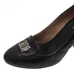 Pre Owned Chanel Black Quilted Leather CC Pumps Size 38