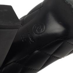 Pre Owned Chanel Black Quilted Leather CC Pumps Size 38