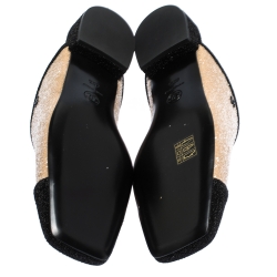 Pre Owned حذاء سلايد شانيل مقدمة مربعة قماش غليتر أسود و بيج مقاس 40.5