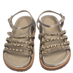 مملوكة مسبقًا Chanel Metallic Grey Satin CC Chain Link Flat Sandals Size 38