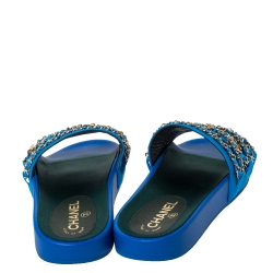 مملوكة مسبقًا Chanel Blue Satin Tropiconic Chain Detail Slides Size 40