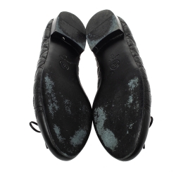 مملوكة مسبقًا Chanel Black Quilted Leather CC Bow Cap Toe Ballet Flats Size 39