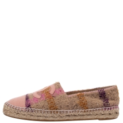 Pre Owned حذاء إسبادريل شانيل بمقدمة وردية و مزين بشعار الماركة سي سيقماش تويد بيج مقاس 40