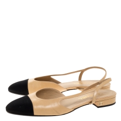 Pre Owned Chanel Beige/Black Leather and Fabric Cap Toe Slingback Flats Sandals Size 39.5