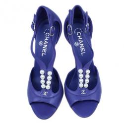 مملوكة مسبقًا صندل شانيل لآلئ جلد بنفسجي مقاس 39