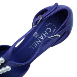 مملوكة مسبقًا صندل شانيل لآلئ جلد بنفسجي مقاس 39