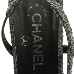 مملوكة مسبقًا Chanel Two Tone Metallic Tweed And Fabric CC Block Heel Slingback Sandals Size 38