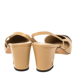 Pre Owned صندل شانيل فتحة كعب غطاء مقدمة قماش أسود وجلد بيج مقاس 37