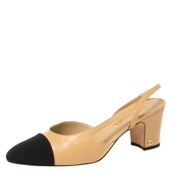 Pre Owned صندل شانيل فتحة كعب غطاء مقدمة قماش أسود وجلد بيج مقاس 37