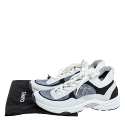 Pre Owned حذاء رياضي شانيل منخفض من أعلى سي سي سويدي وقماش ثلاثي اللون مقاس 39