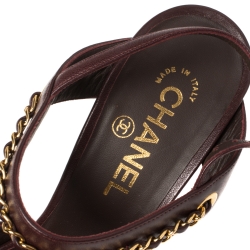 Pre Owned Chanel Burgundy Leather Chain CC Detail Slingback Sandals Size 39C